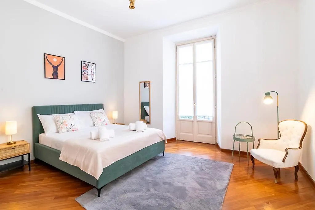 Jacuzzi Suite Luxury Apartment Como